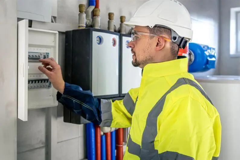 Disjuntor desarmou e não liga mais